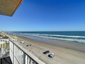 Oceanfront Family Beach Escape - Pool, Beach, & Amazing Views